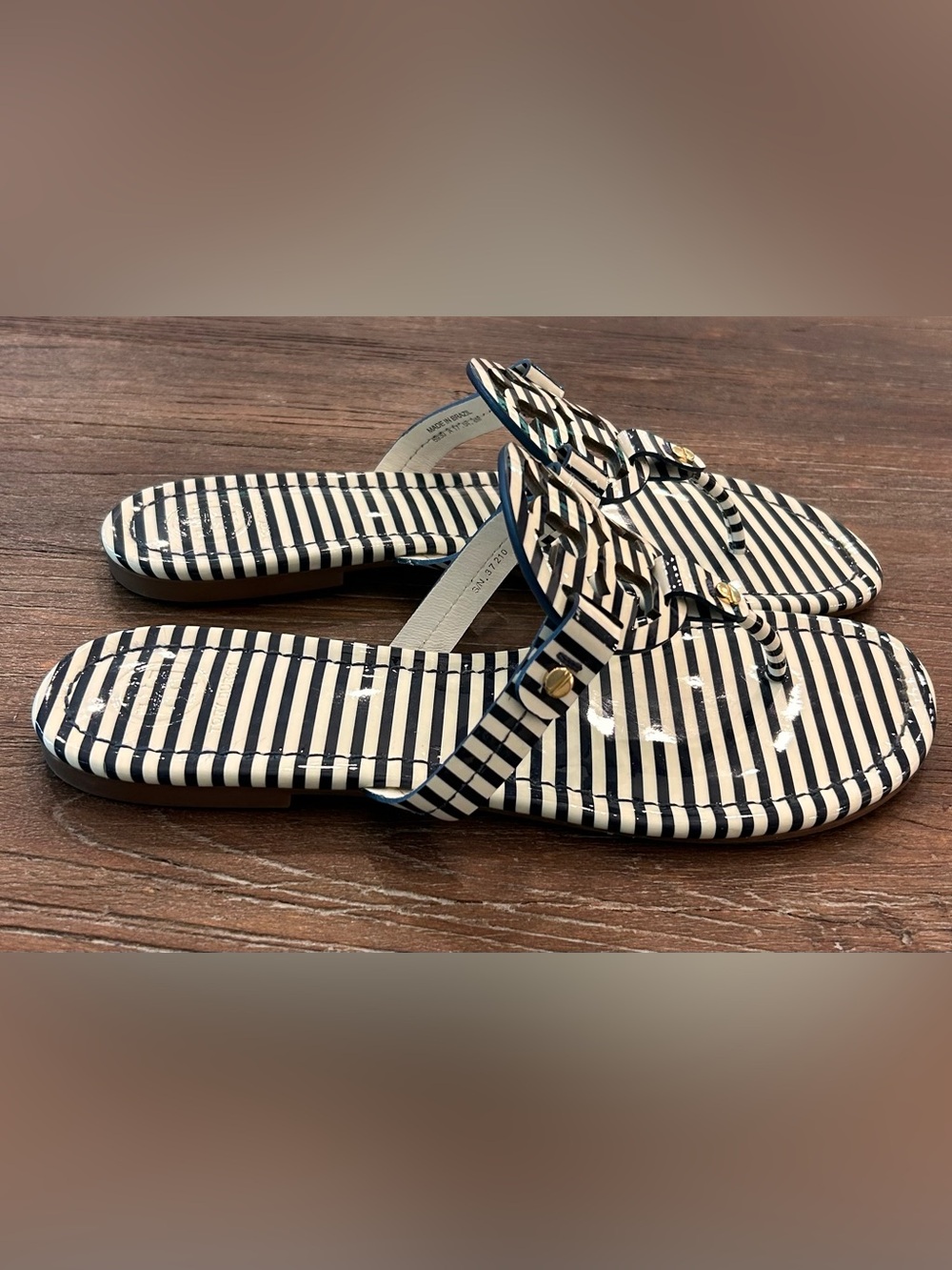 Tory Burch Miller Stripe Jelly Sandals Navy White Logo Thong Size 8M NWOT - Picture 5 of 11